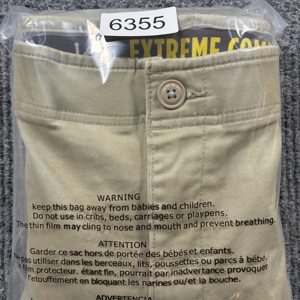 Lee Extreme Comfort Mens Straight Fit Pants Size 40x30 Beige Flat Front Mid Rise - Picture 9 of 9